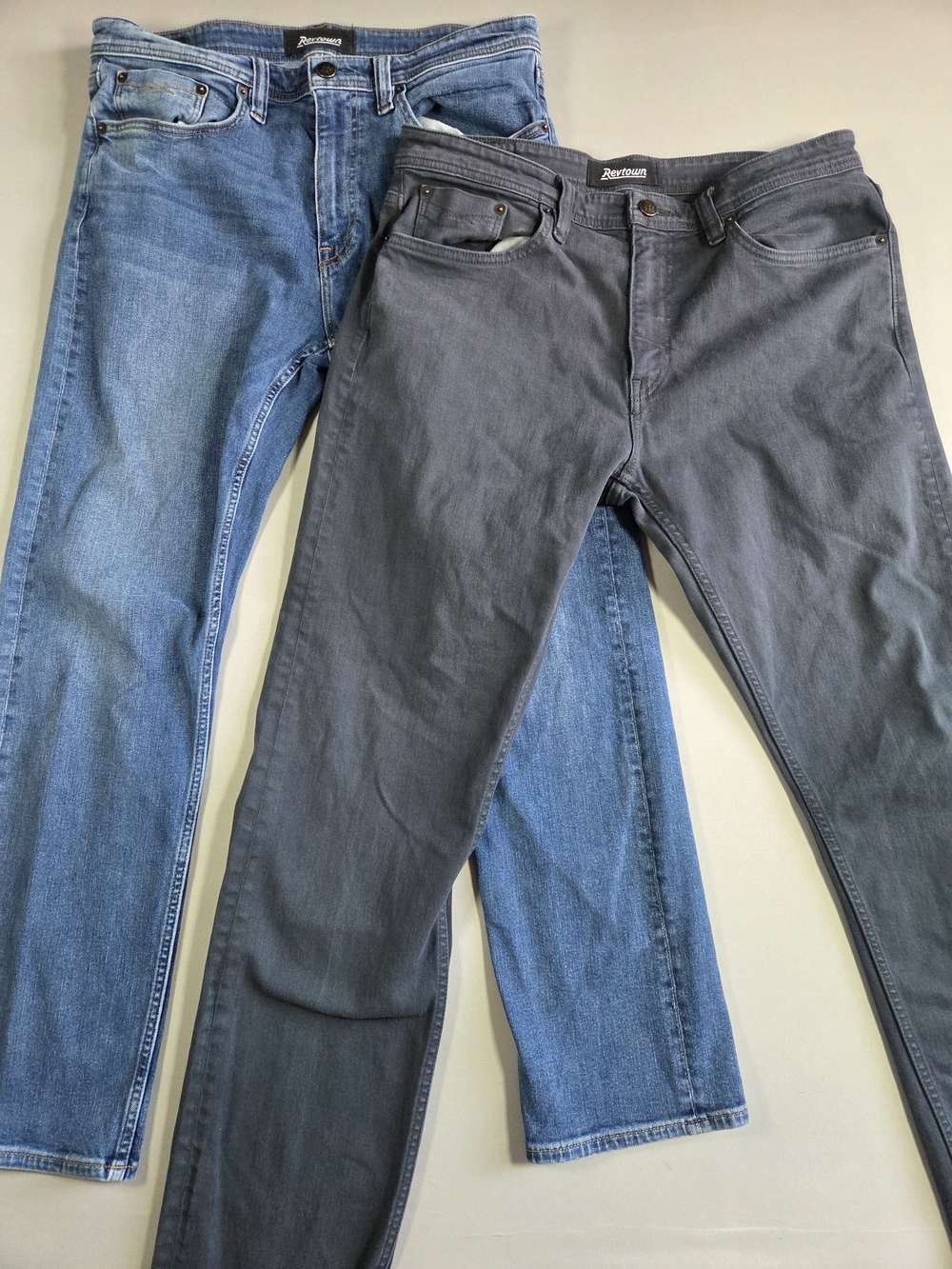 RevTown Mens Sharp Straight Jeans Bundle Size 34x30
